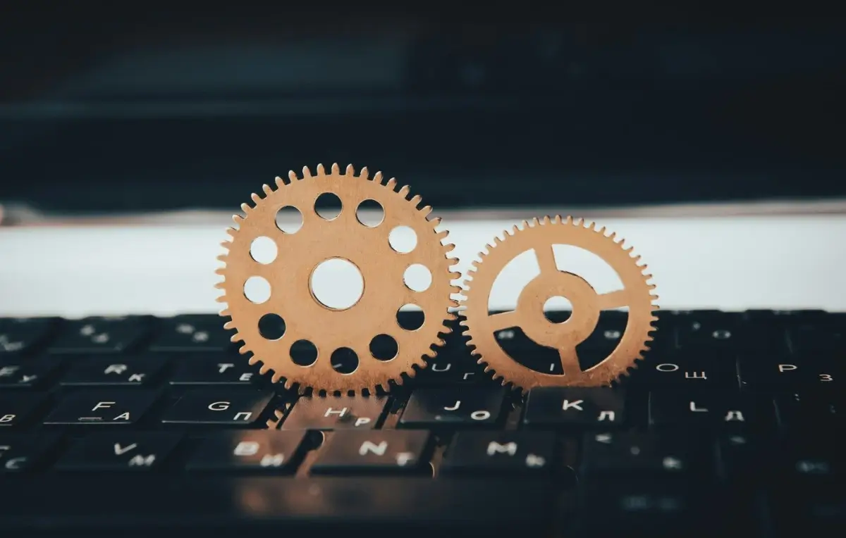 Machine Translation Post-Editing (MTPE): When Businesses Should Use It for Large-Scale Translation